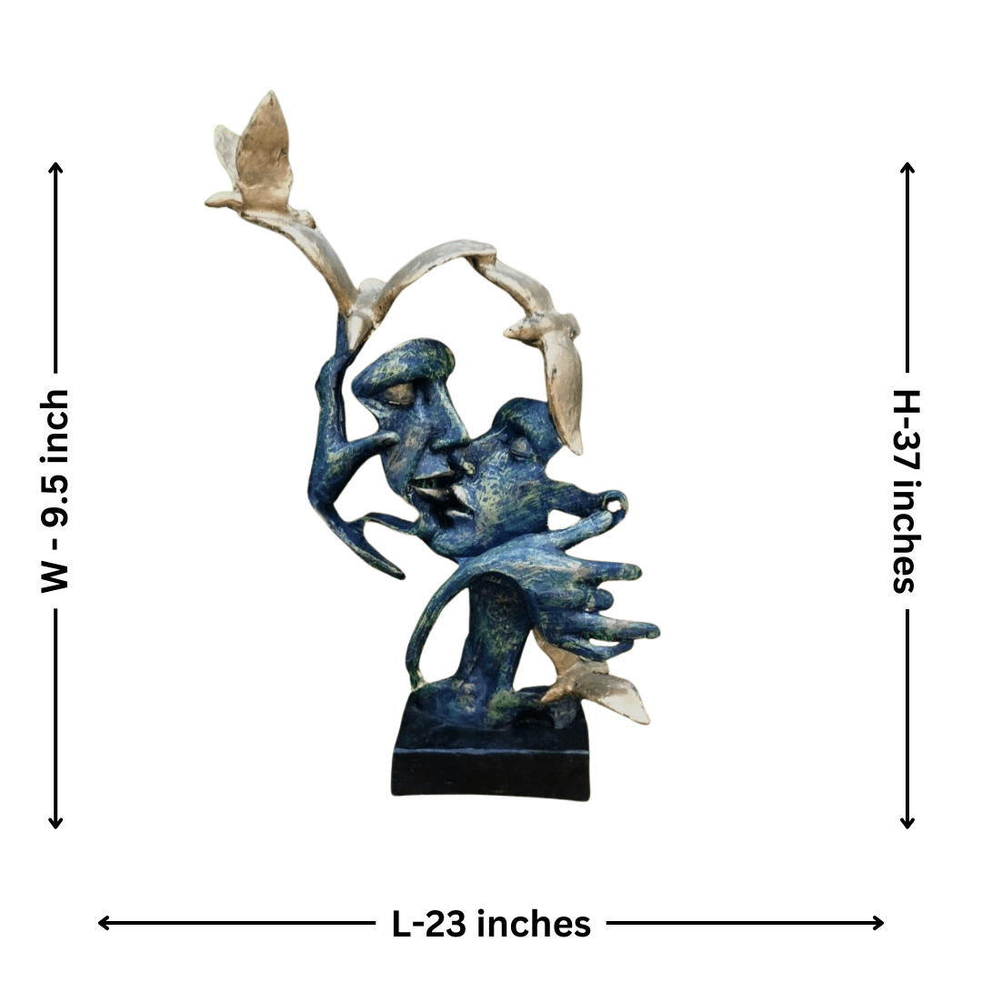 Kissing Face Statue - Allure Box
