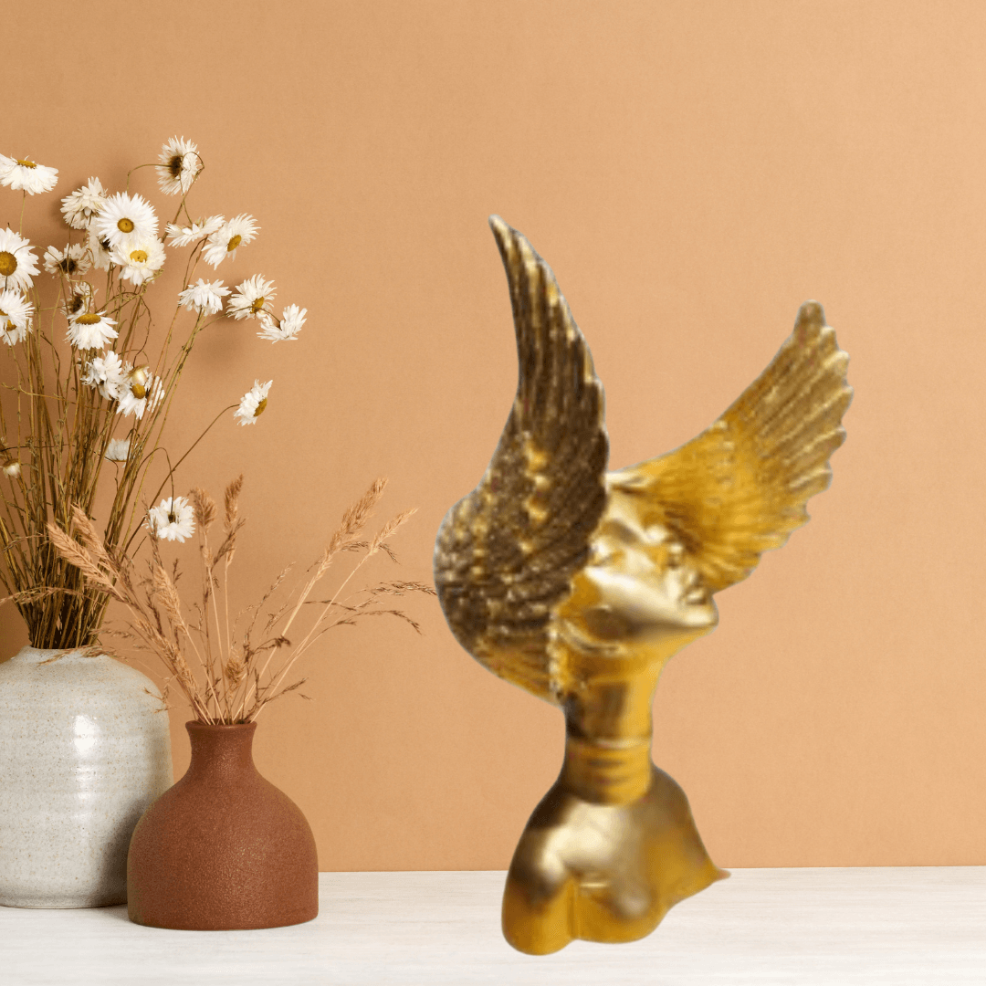 Winged Lady (Black) - Allure Box