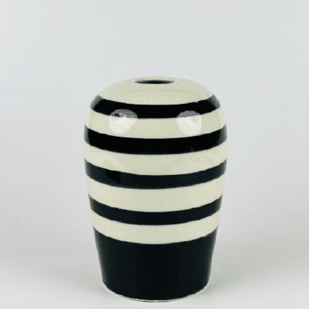 Omaggio Ceramic Flower Vase - Allure Box
