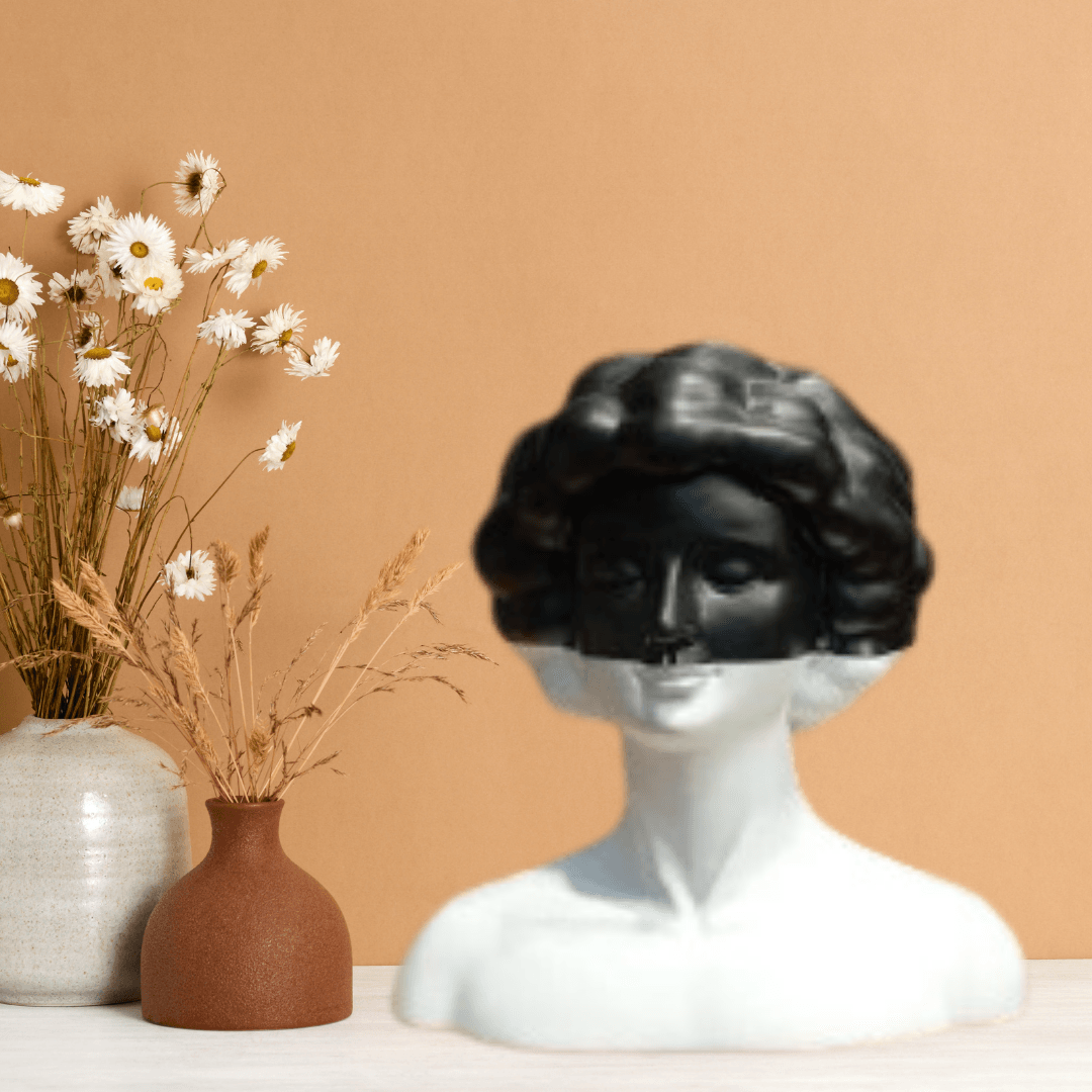 Cloud Lady (Black White) - Allure Box