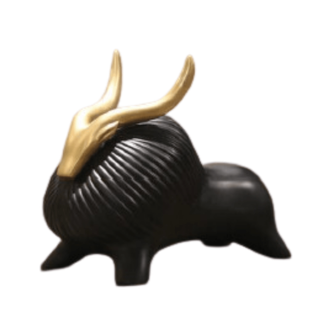 Yak (Black) - Allure Box