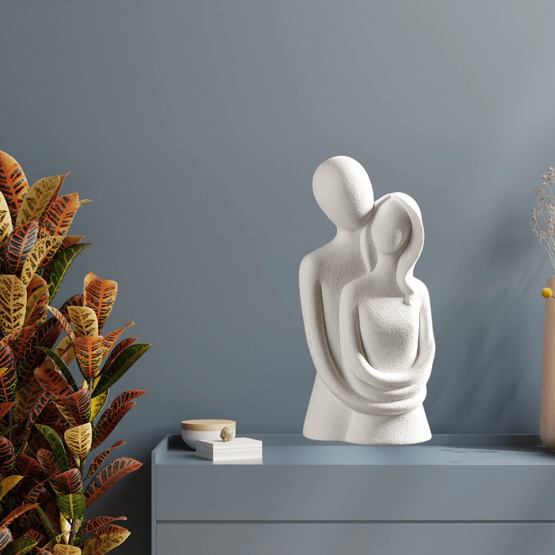 Couple Figurine Hugging Statue - Allure Box