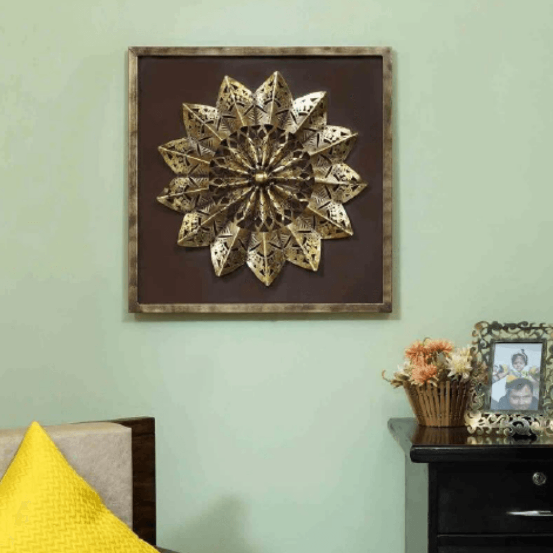 Golden Celestial Frame - Allure Box
