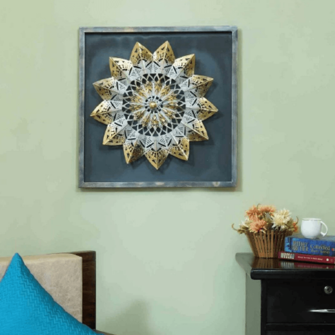 Golden Celestial Frame - Allure Box