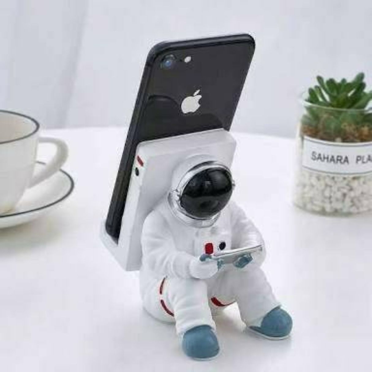 Astronaut Designed Mobile Phone Stand Holder